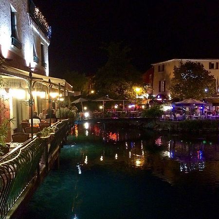Studio De Charme Avec Sa Terrasse En Plein Coeur De Ville LʼIsle-sur-la-Sorgue Eksteriør billede