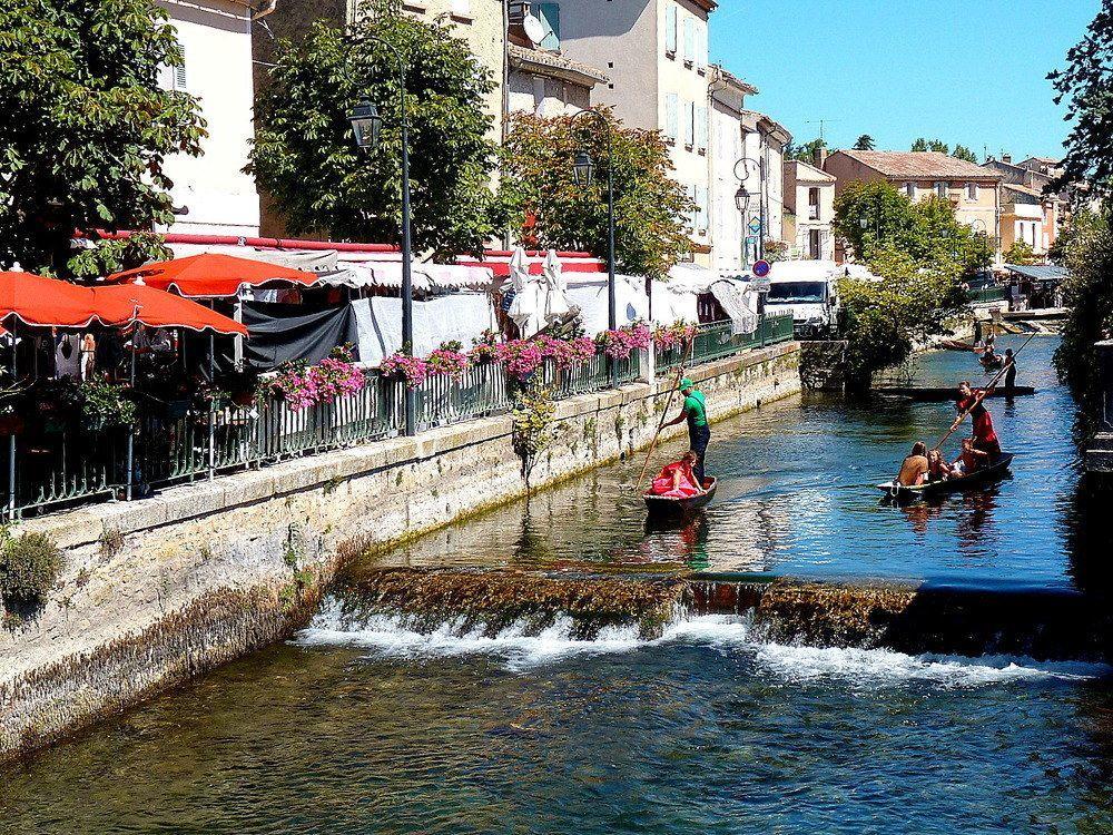 Studio De Charme Avec Sa Terrasse En Plein Coeur De Ville LʼIsle-sur-la-Sorgue Eksteriør billede